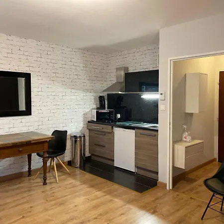 Appartement Adorable Avec Un Parking Prive