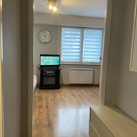 Appartement Adorable Avec Un Parking Prive